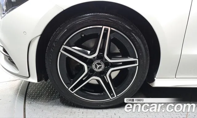Mercedes-Benz CLA 2022 thumb 5
