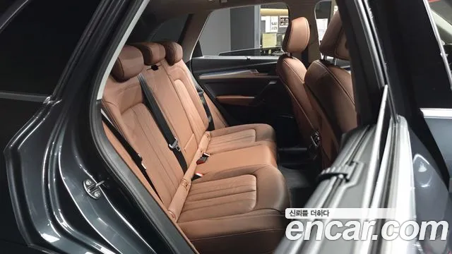 Audi Q5 2022 thumb 11