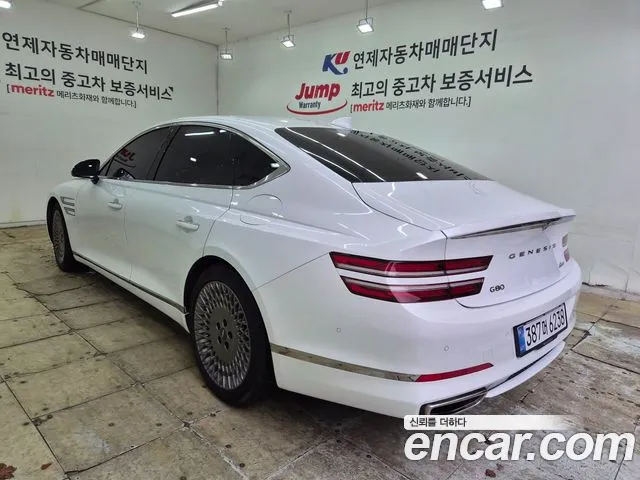 Genesis G80 2022 thumb 3