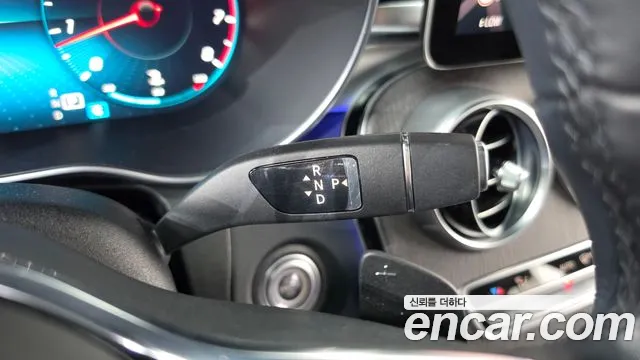 Mercedes-Benz GLC 2022 thumb 9