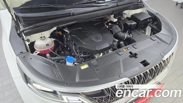 Kia Carnival 2023 thumb 5