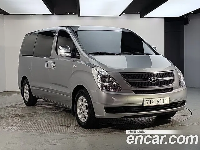 Hyundai Starex 2015 thumb 3