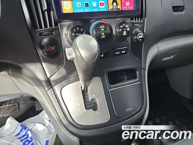 Hyundai Starex 2015 thumb 9