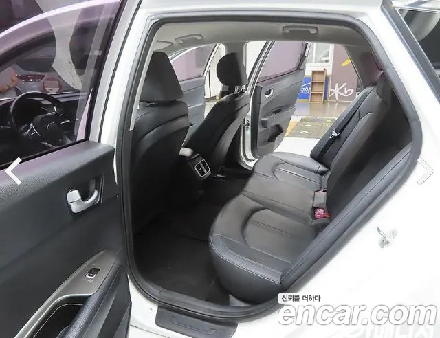 Kia K5 2019 thumb 9