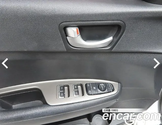 Kia K5 2019 thumb 10