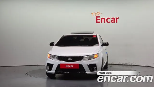 Kia Carens 2011 thumb 3