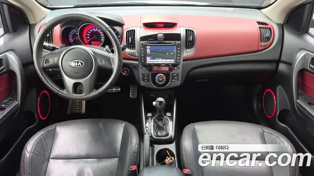 Kia Carens 2011 thumb 7