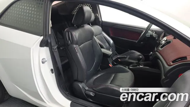 Kia Carens 2011 thumb 12