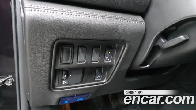 Renault-KoreaSamsung Koleos 2022 thumb 12