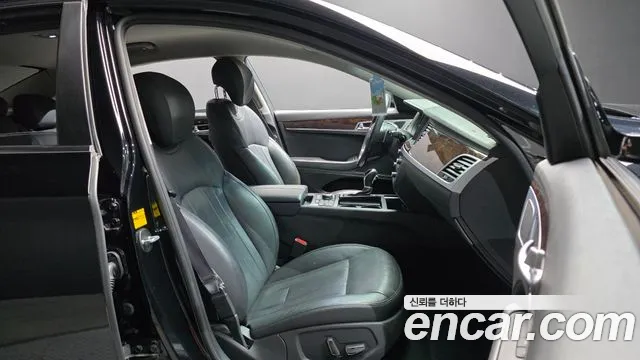 Hyundai Genesis 2016 thumb 11