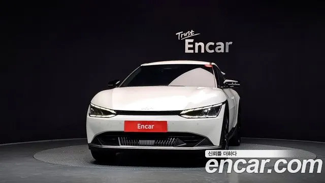 Kia EV6 2023 thumb 3