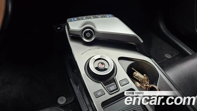 Kia EV6 2023 thumb 9