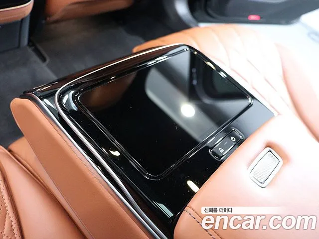 Mercedes-Benz S-Класс 2023 thumb 10