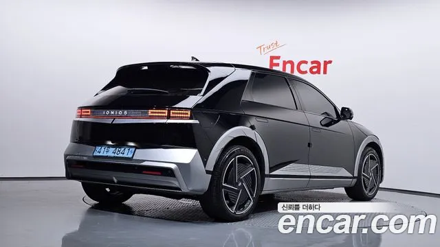 Hyundai IONIQ 5 2024 thumb 2