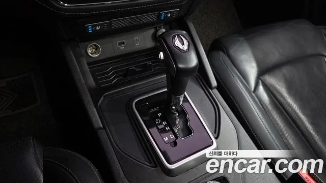 KG_Mobility_Ssangyong Rexton 2019 thumb 9