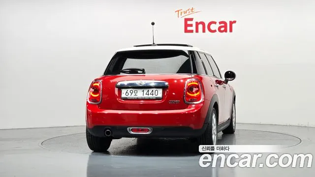 MINI Hatch 2015 thumb 4