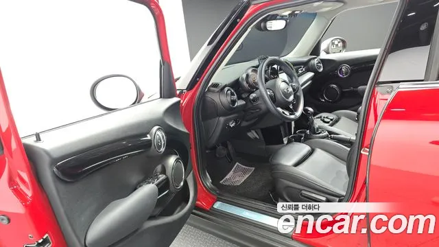 MINI Hatch 2015 thumb 10