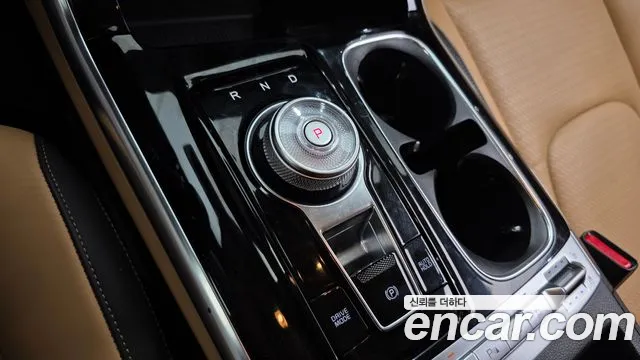 Kia Carnival 2023 thumb 9