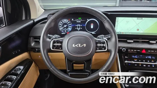 Kia Carnival 2023 thumb 12