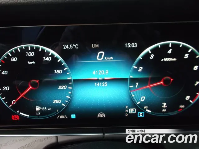 Mercedes-Benz E-Класс 2023 thumb 7