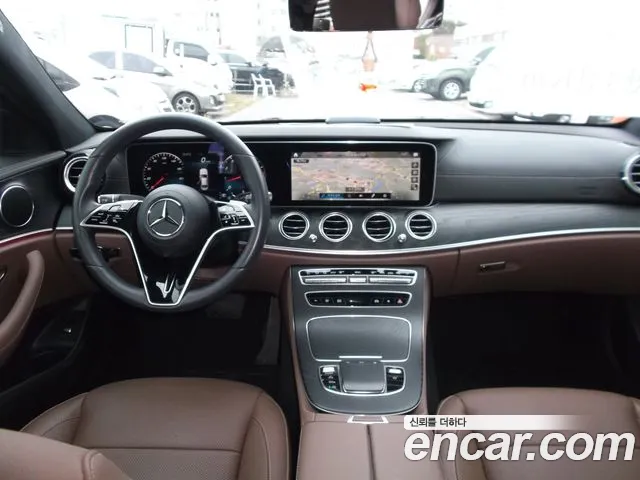 Mercedes-Benz E-Класс 2023 thumb 8