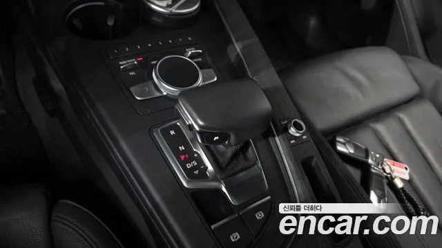 Audi A4 2019 thumb 9