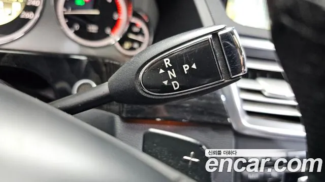 Mercedes-Benz E-Класс 2012 thumb 9