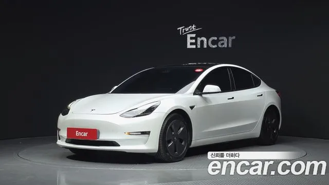 Tesla Model 3 2021 thumb 11
