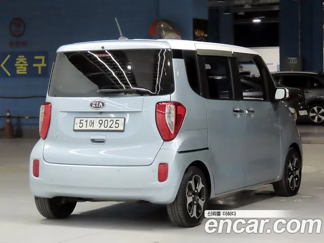 Kia Ray 2012 thumb 4