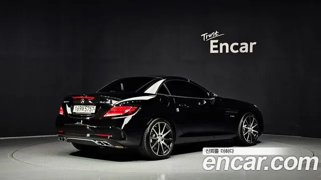 Mercedes-Benz SLC-Class 2017 thumb 2