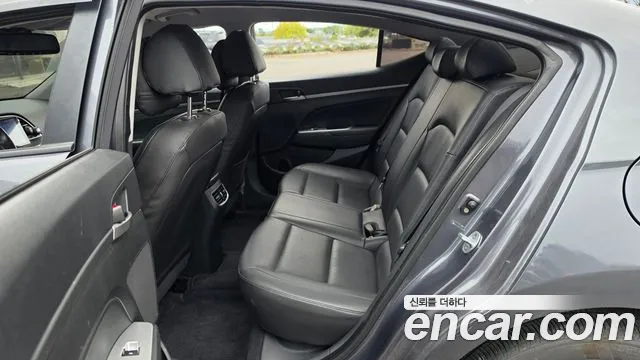 Hyundai Avante 2015 thumb 11