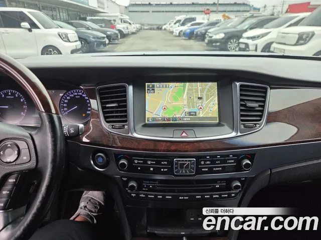 Hyundai Equus 2013 thumb 10