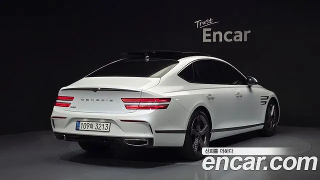 Genesis G80 2021 thumb 2
