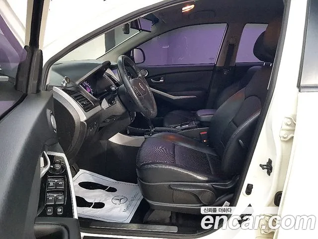 KG_Mobility_Ssangyong KORANDO 2014 thumb 7