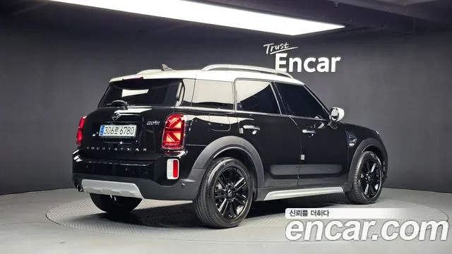 MINI Countryman 2021 thumb 2