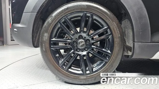 MINI Countryman 2021 thumb 5
