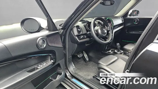 MINI Countryman 2021 thumb 10