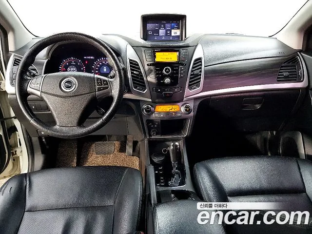 KG_Mobility_Ssangyong KORANDO 2014 thumb 5