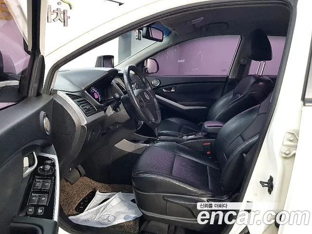 KG_Mobility_Ssangyong KORANDO 2014 thumb 8