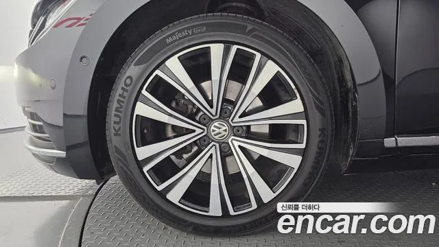 Volkswagen Arteon 2019 thumb 5