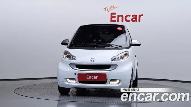Smart Fortwo 2012 thumb 3
