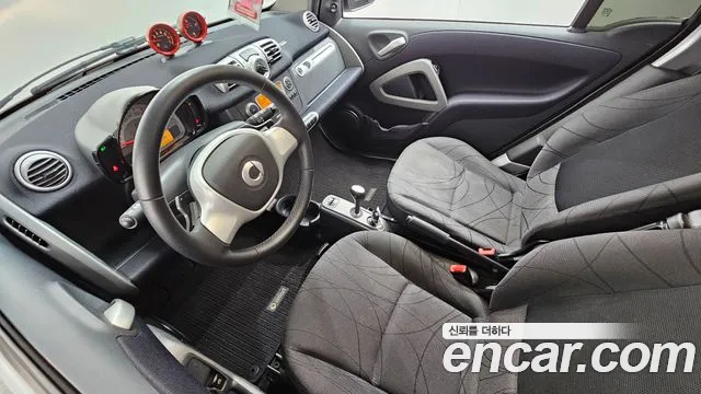 Smart Fortwo 2012 thumb 7