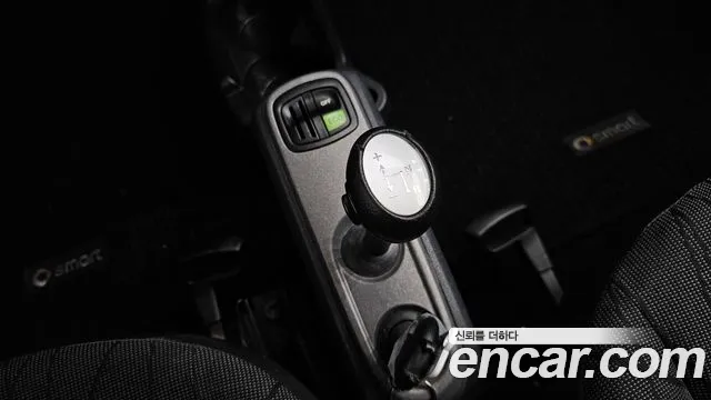 Smart Fortwo 2012 thumb 9