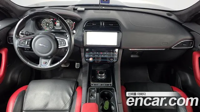 Jaguar F-Pace 2019 thumb 7
