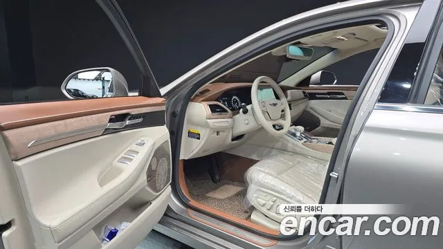 Genesis G90 2019 thumb 10