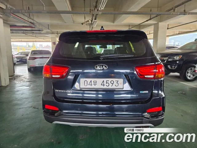 Kia Sorento 2018 thumb 4