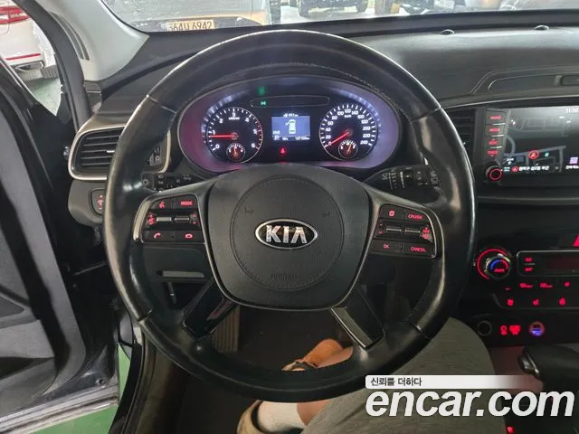 Kia Sorento 2018 thumb 8