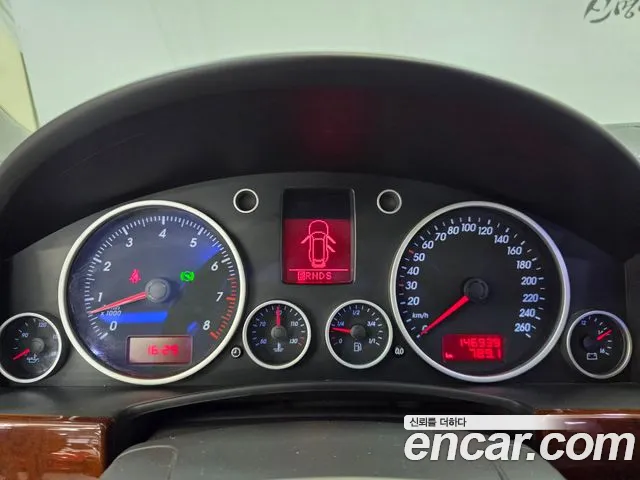 Volkswagen Touareg 2006 thumb 8