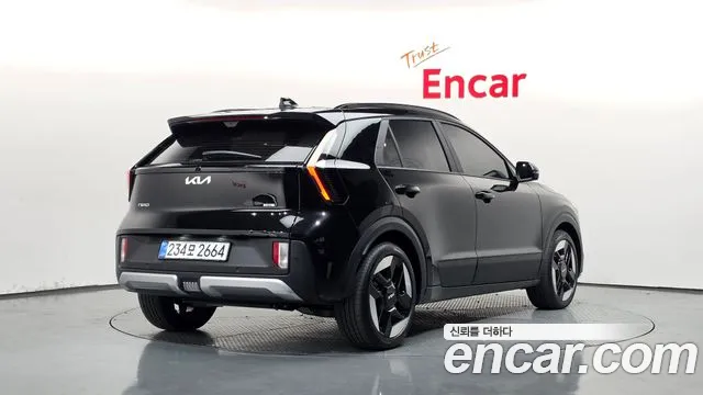 Kia Niro 2026 thumb 2