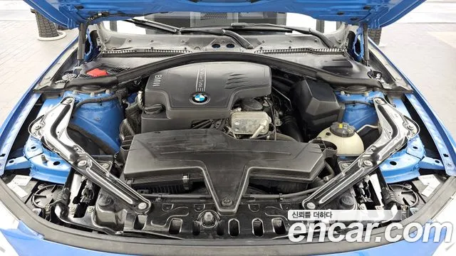 BMW 4-Series 2015 thumb 6